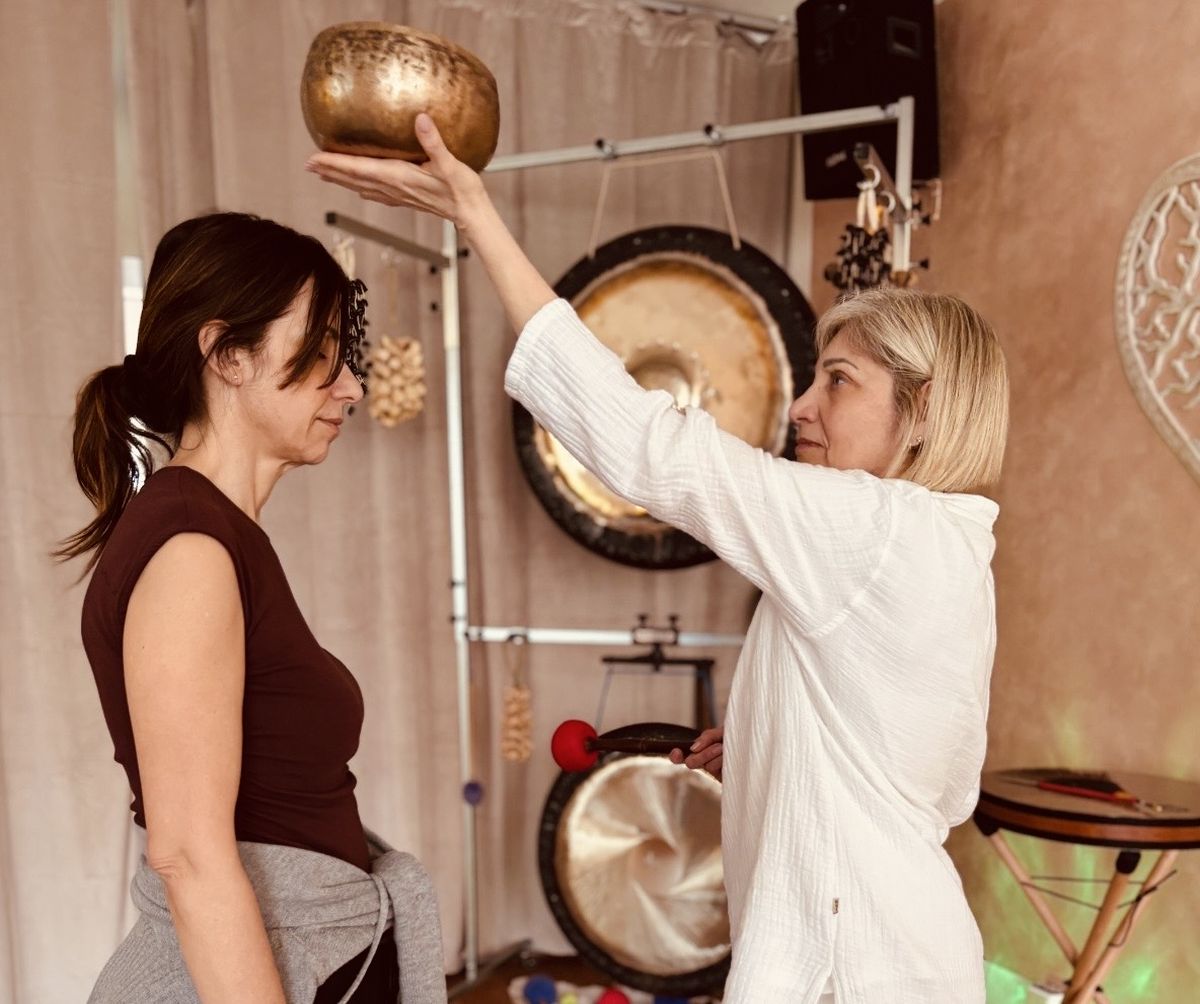 Esperienza individuale con campane tibetane e massaggio sonoro