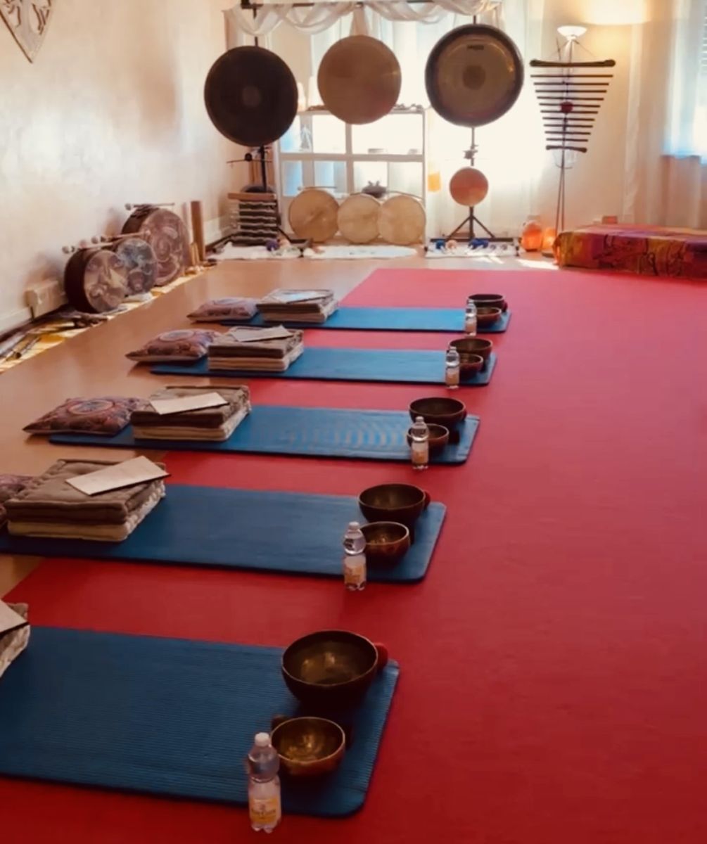 Sala del Giardino dell'Essere per corso di campane tibetane a Torino